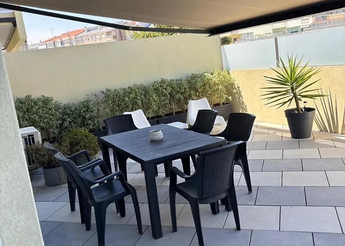 Alegria Cozy Com Terraco - Centro Do Porto